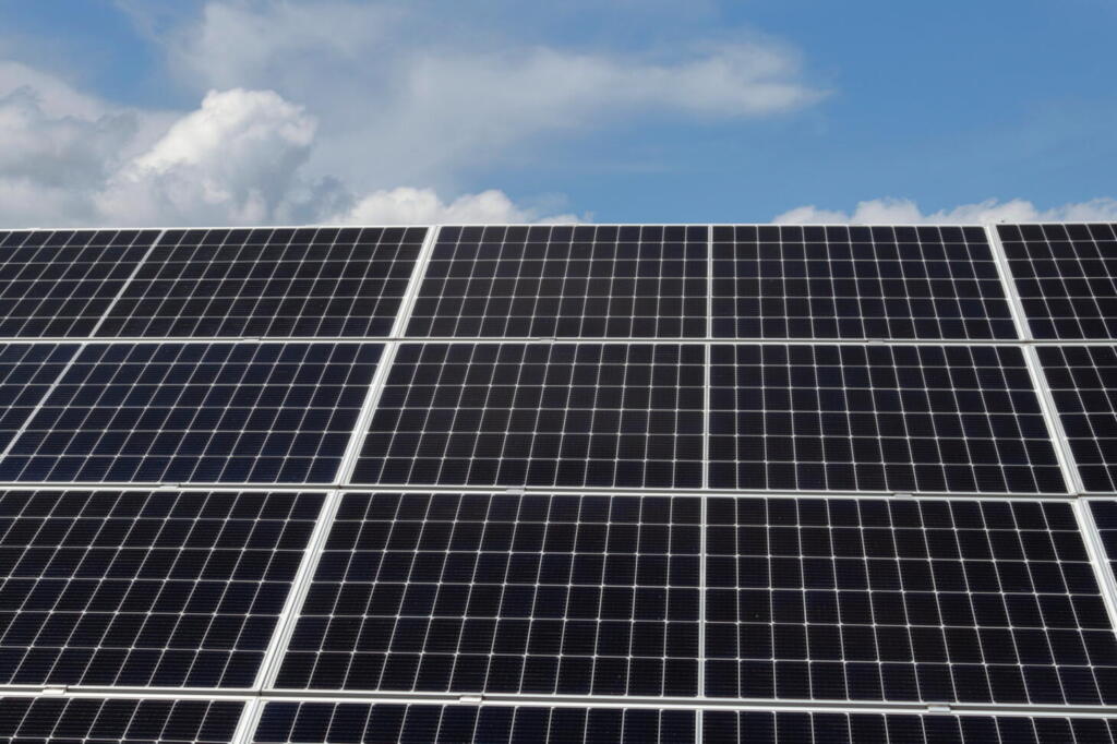 izodom OZE panele fotowoltaiczne