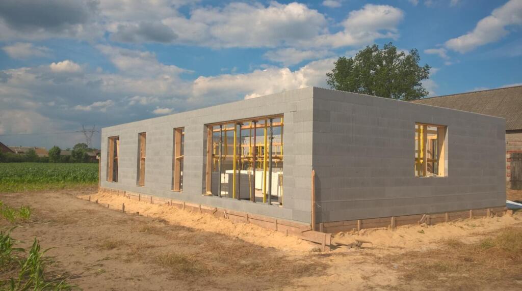 izodom klocki do budowy domu nowoczesna technologia budowlana